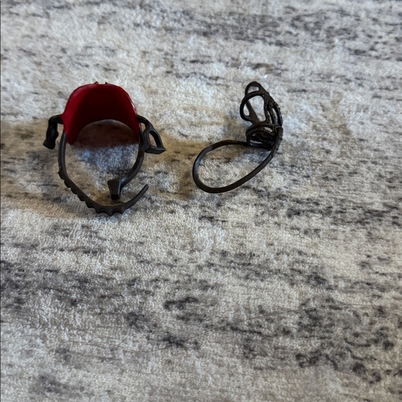 Shellac • horse - Picture 3 of 7